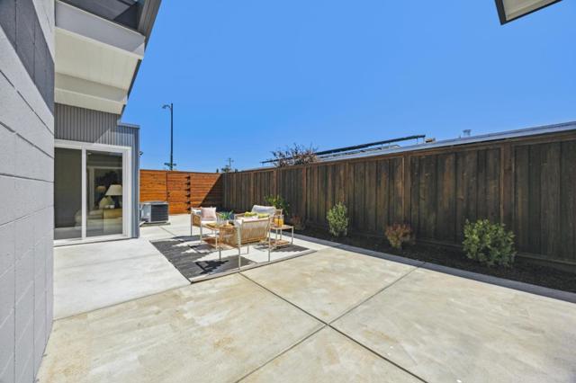 683 Vanessa Drive, San Mateo CA: https://media.crmls.org/mediaz/076eb665-68bf-4704-ac00-1a39d1d85981.jpg