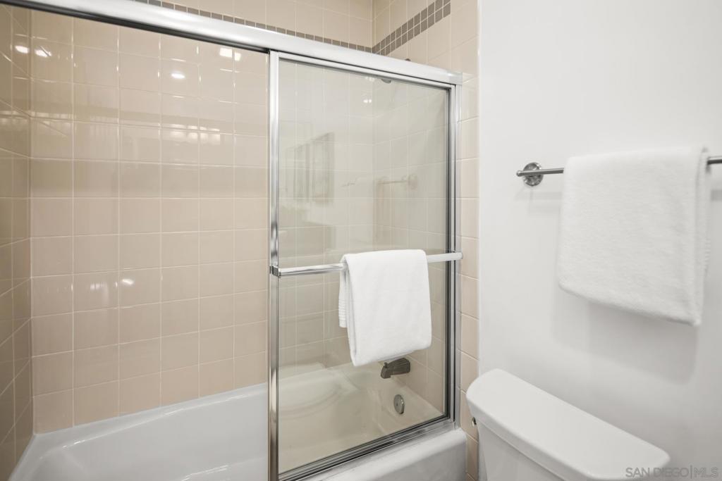 8581 Villa La Jolla Dr - photo 8