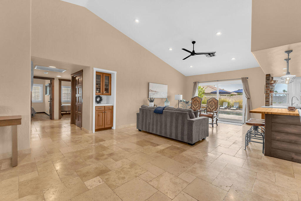 MLS #219129593DA img 21