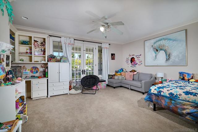 13742 Paseo Valle Alto, Poway CA: https://media.crmls.org/mediaz/0772a409-f836-499f-9db5-3d6806119bd0.jpg