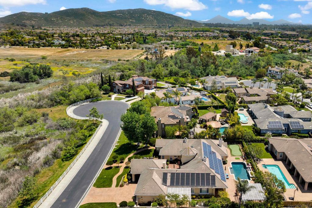 MLS #250027889SD image #31