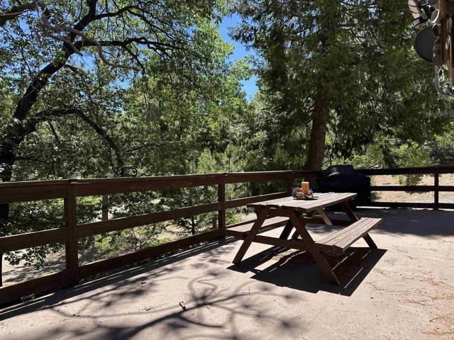 1126 Boiling Springs, Mount Laguna CA: https://media.crmls.org/mediaz/07739a88-7759-48d9-b1aa-d33a91c6b845.jpg
