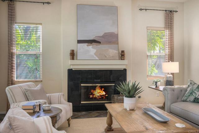 Detail Gallery Image 14 of 30 For 1701 Hilo Dr, Vista,  CA 92081 - 3 Beds | 2/1 Baths