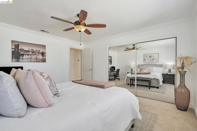 Image 38 of 58 For 5065 Carbondale