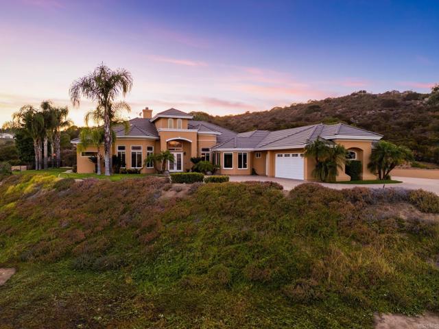 2772 Firebrand Drive, Alpine CA: https://media.crmls.org/mediaz/0774eff9-020a-4656-adaa-0adbfc0bf195.jpg