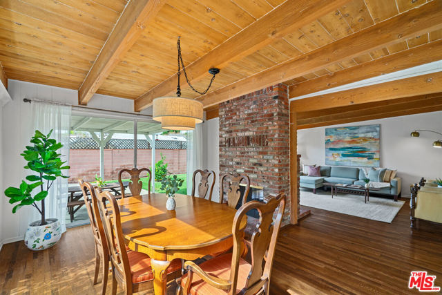 6859 Langdon Avenue photo 8