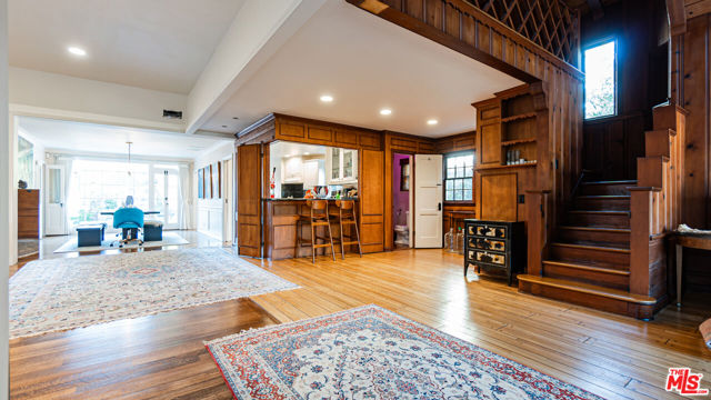 4 Bed Home for Sale in Los Angeles, California