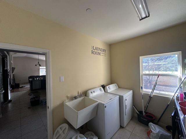 Detail Gallery Image 19 of 29 For 13907 Maxfield Rd, Jamul,  CA 91935 - 3 Beds | 2/1 Baths