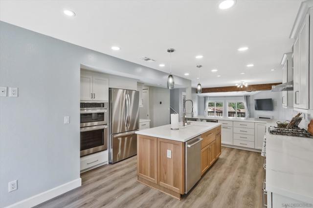 6974 Camino Pacheco, San Diego CA: https://media.crmls.org/mediaz/0775cdd9-90ac-46d3-ace9-8a1d138f33d8.jpg