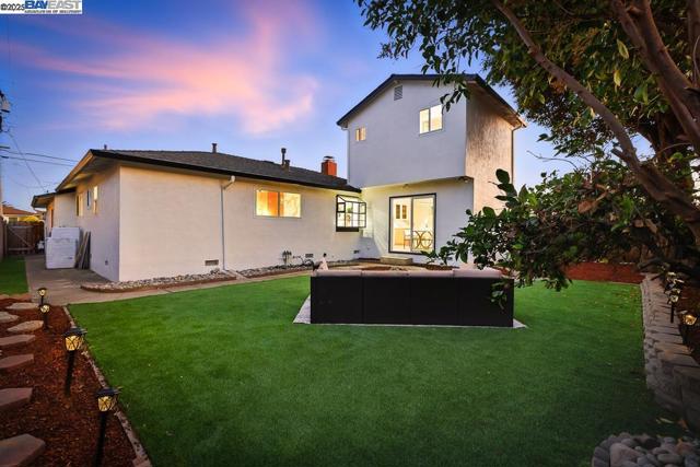 35856 Adobe Dr, Fremont CA: https://media.crmls.org/mediaz/07763dbb-7f36-4e58-b227-3c1f4de4f45d.jpg