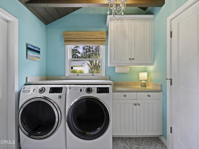 Detail Gallery Image 24 of 39 For 10392 Hills Rd, Mendocino,  CA 95460 - 2 Beds | 1 Baths