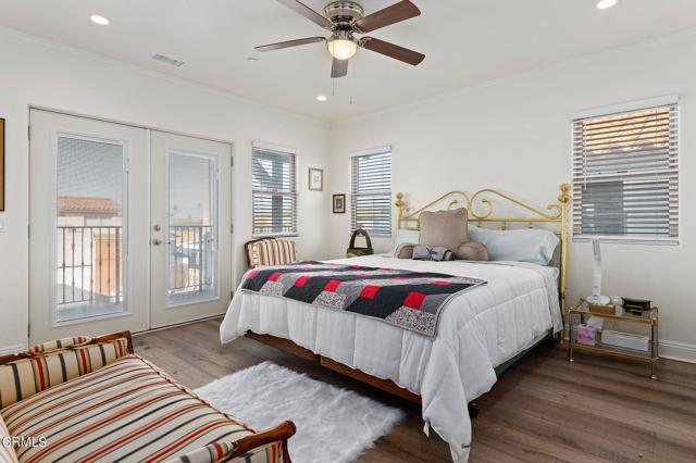 5306 Sandpiper Way, Oxnard CA: https://media.crmls.org/mediaz/07782dfe-25a6-4a2e-897d-9f91569add13.jpg