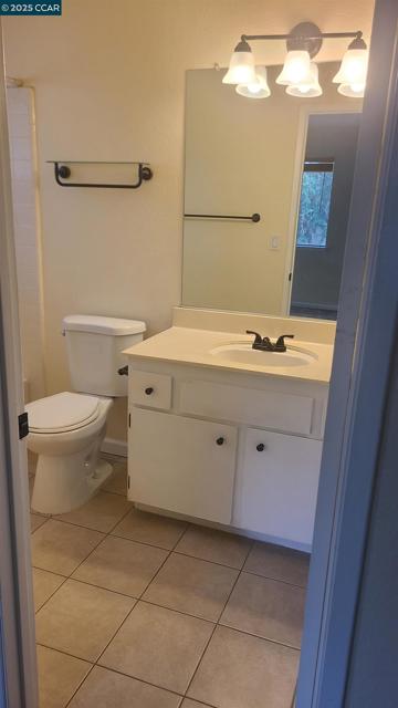 7977 Arcade Lake Ln, Citrus Heights CA: https://media.crmls.org/mediaz/077852f1-0578-4433-b1b4-3fcf0021b232.jpg