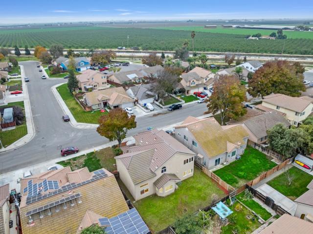 1697 Via Milano Drive, Gustine CA: https://media.crmls.org/mediaz/0778cfca-f126-486f-8b0f-c4f50e4f0bc6.jpg