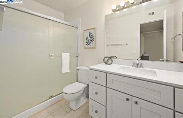 420 N Civic Dr., Walnut Creek CA: https://media.crmls.org/mediaz/07793533-8bfc-4416-b278-60c9db40f009.jpg