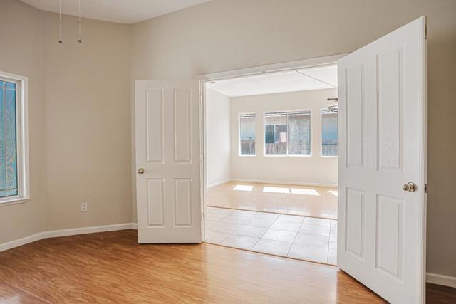 9712 Bovill Drive, Elk Grove CA: https://media.crmls.org/mediaz/0779597f-6b80-4aa2-b573-d304d6bb9750.jpg