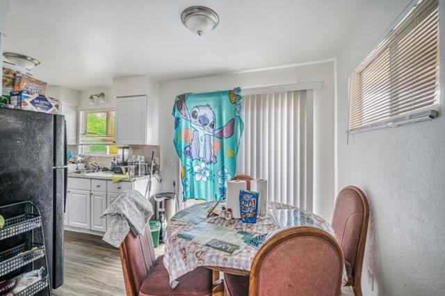 923 Delport Avenue, Santa Rosa CA: https://media.crmls.org/mediaz/077a1dc9-41f8-4fc0-b6d9-8574f863898d.jpg