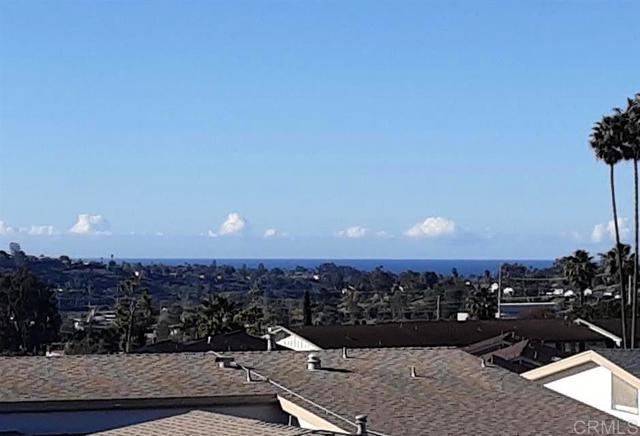 3890 Vista Campana S, Oceanside CA: https://media.crmls.org/mediaz/077b1c27-3530-4b5b-84f0-831ba2e1d46c.jpg