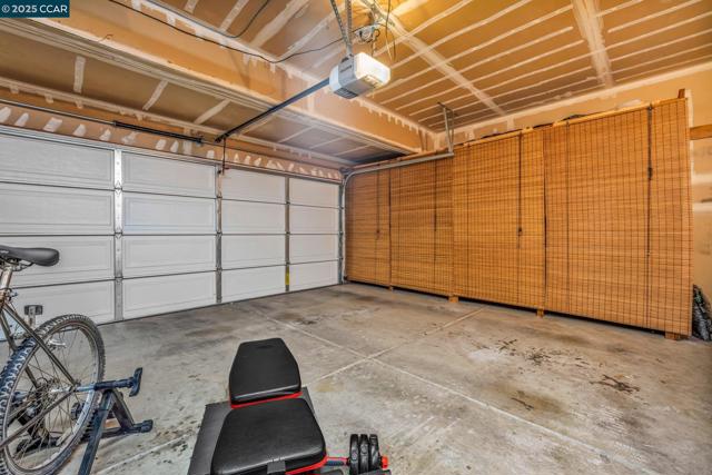 214 S Wildwood, Hercules CA: https://media.crmls.org/mediaz/077bb082-f512-41a6-be63-08683597b460.jpg