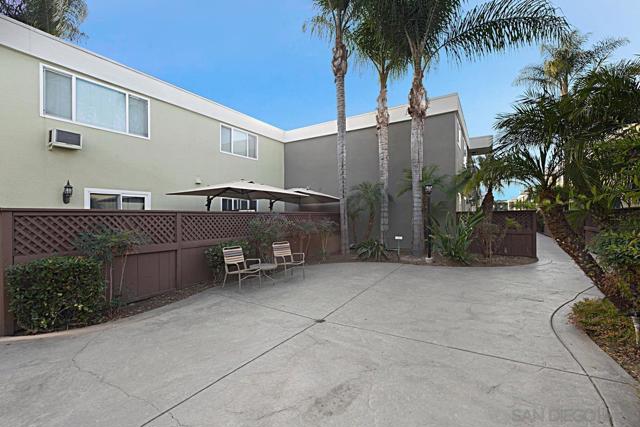 6666 Beadnell Way, San Diego CA: https://media.crmls.org/mediaz/077c9d4f-d664-4157-aa56-6258b25ae223.jpg