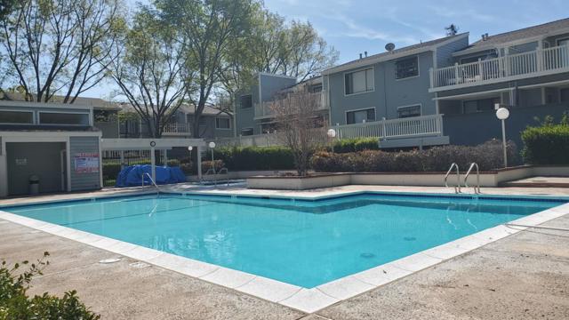 3467 Pinewood Terrace, Fremont CA: https://media.crmls.org/mediaz/077cc963-45ce-4104-9911-3174092d6d42.jpg