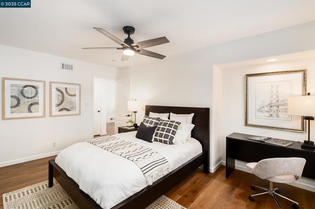 46 Saint Mark Ct, Danville CA: https://media.crmls.org/mediaz/077cf980-c940-4b03-8017-235727657baf.jpg