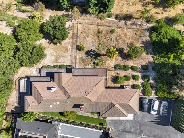 1501 Welburn Avenue, Gilroy CA: https://media.crmls.org/mediaz/077f740f-50fd-414f-aead-3043d9a16037.jpg
