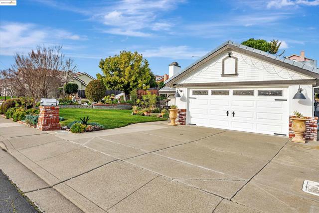 790 Britannia Dr., Vallejo CA: https://media.crmls.org/mediaz/077fb9a2-af98-48f5-9166-e572634cac6c.jpg
