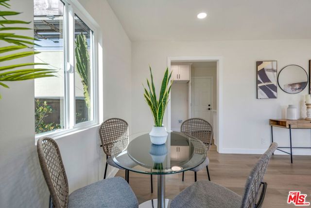 4933 W 20th Street, Los Angeles CA: https://media.crmls.org/mediaz/07807f58-c4ce-4047-894c-1d223a72727f.jpg