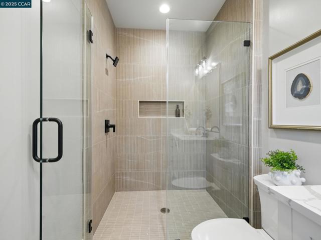 180 Castle Hill Ranch, Walnut Creek CA: https://media.crmls.org/mediaz/078356c7-f025-47d7-b881-702f5376c616.jpg