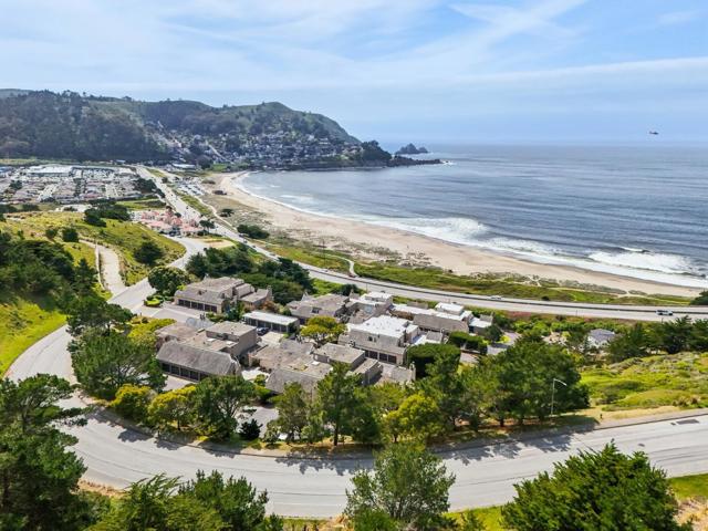 415 Roberts Road, Pacifica CA: https://media.crmls.org/mediaz/07840054-064a-4ada-b938-39a17e2bb66e.jpg