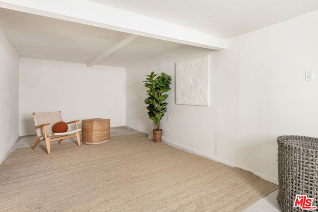 4876 Eldred Street, Los Angeles CA: https://media.crmls.org/mediaz/07842a01-9c72-4abc-a0e5-a7dfeca05cb2.jpg