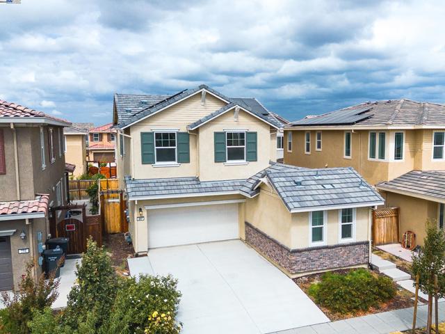 257 E Terra Mia Ave, Mountain House CA: https://media.crmls.org/mediaz/0785cc4f-8178-466e-8760-3150c0a1ea8b.jpg