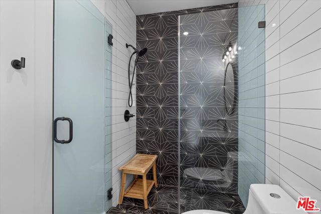 1828 W 43rd Place, Los Angeles CA: https://media.crmls.org/mediaz/078633b5-5982-452d-b09a-96b525d3e555.jpg