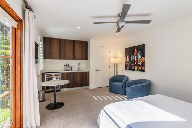 3085 Arroyo Seco, Palm Springs CA: https://media.crmls.org/mediaz/07865cbc-668e-45c3-afd5-571dd8c36b8c.jpg