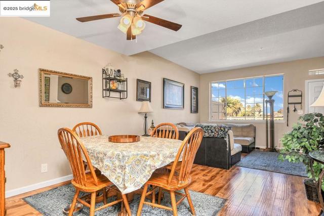 3511 Wells Road, Oakley CA: https://media.crmls.org/mediaz/0786812e-0341-4d95-816a-967596b5ad4a.jpg