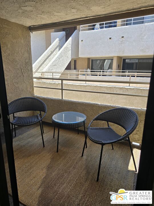 Image 4 of 14 For 471 Calle El Segundo  C3