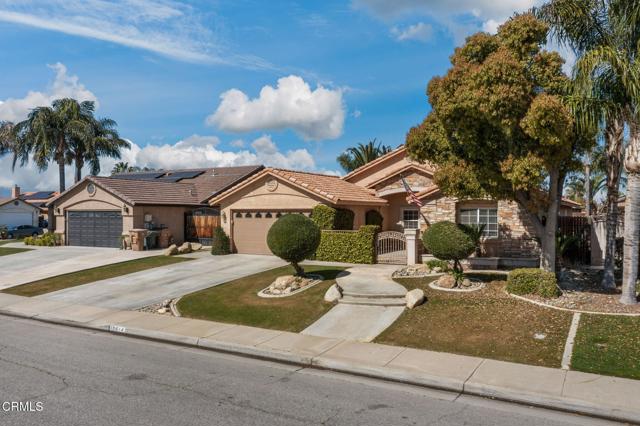 Detail Gallery Image 3 of 49 For 12614 Grand Teton Dr, Bakersfield,  CA 93312 - 4 Beds | 3 Baths