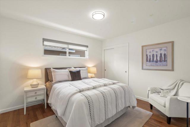 886 Garland Drive, Palo Alto CA: https://media.crmls.org/mediaz/0786e121-1c52-4cc4-8967-5ef75bdc15f8.jpg