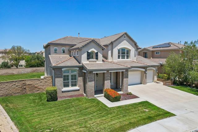 31332 Bluebeech Court, Temecula CA: https://media.crmls.org/mediaz/07870bfc-333d-4352-9bbc-953e2fdd6347.jpg