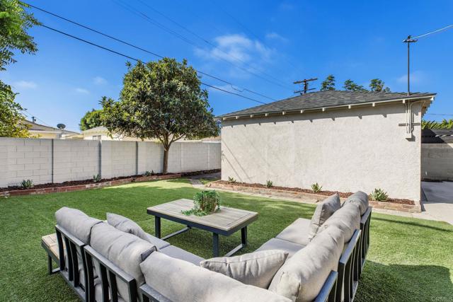Detail Gallery Image 26 of 28 For 14362 Collins St, Sherman Oaks,  CA 91401 - 3 Beds | 2 Baths