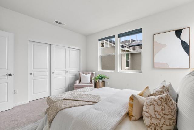 2632 Admiral Circle, Hayward CA: https://media.crmls.org/mediaz/078966d8-8cb0-4471-94d7-156e0eb82c29.jpg