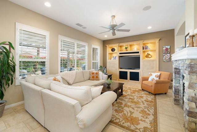 60590 Lace Leaf Court, La Quinta CA: https://media.crmls.org/mediaz/078af5f3-d50a-4923-81a9-afe8ba0ad764.jpg