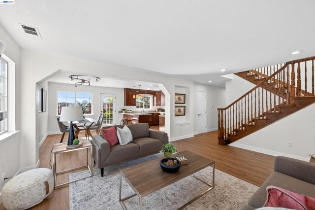 Image 6 of 30 For 1185 El Dorado Drive