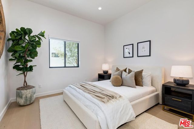 3364 Garden Avenue, Los Angeles CA: https://media.crmls.org/mediaz/078b4f62-86dc-485d-8380-9ddab3f8bc40.jpg