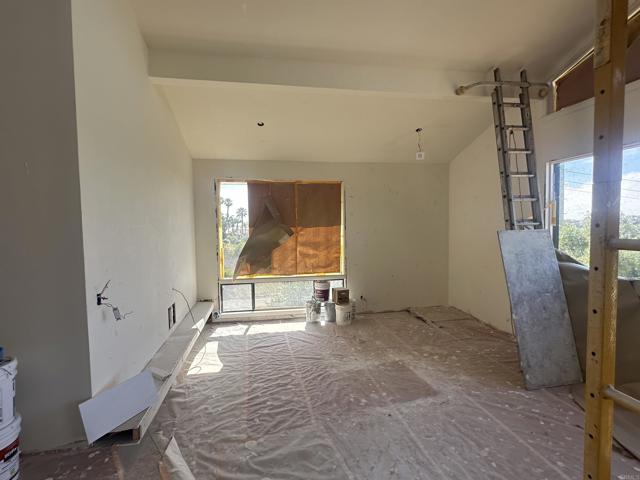 Detail Gallery Image 16 of 19 For 1138 via Mil Cumbres, Solana Beach,  CA 92075 - 5 Beds | 4/1 Baths