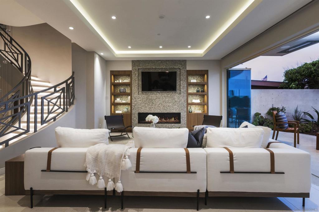 824 Neptune Ave - photo 4