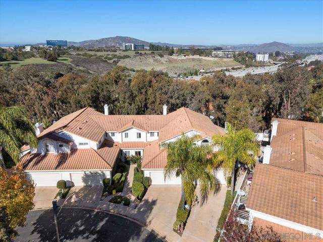 16156 Avenida Venusto, San Diego CA: https://media.crmls.org/mediaz/078d0ac3-ba85-4c00-bba5-78f9d849dde4.jpg