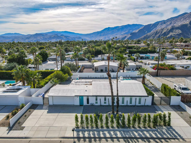 411 E Racquet Club Road, Palm Springs, CA 92262