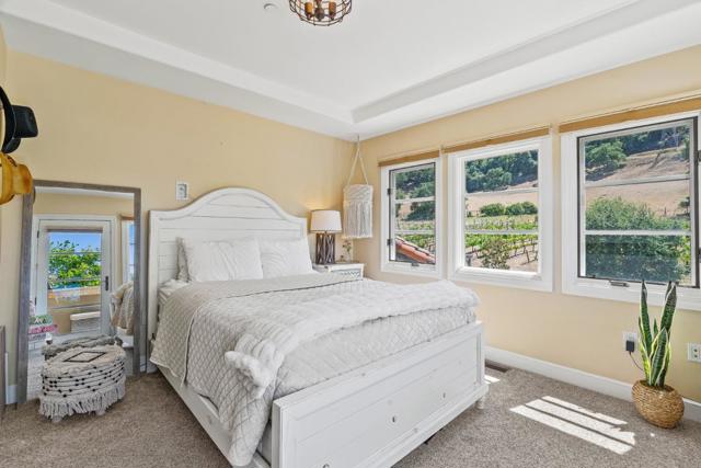 1405 Lakeview Court, San Martin CA: https://media.crmls.org/mediaz/079151e6-7191-4e18-933a-b178b20b5c49.jpg